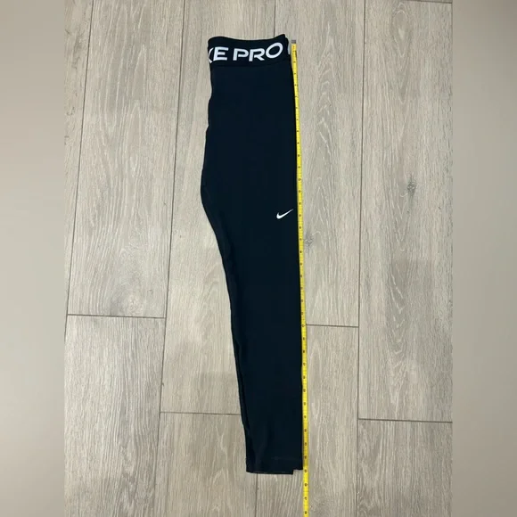 Nike Pro Women’s Leggings - Picture 5 of 9
